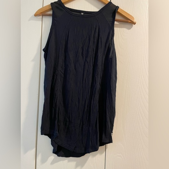 90 Degree By Reflex Navy Tank - Picture 1 of 4